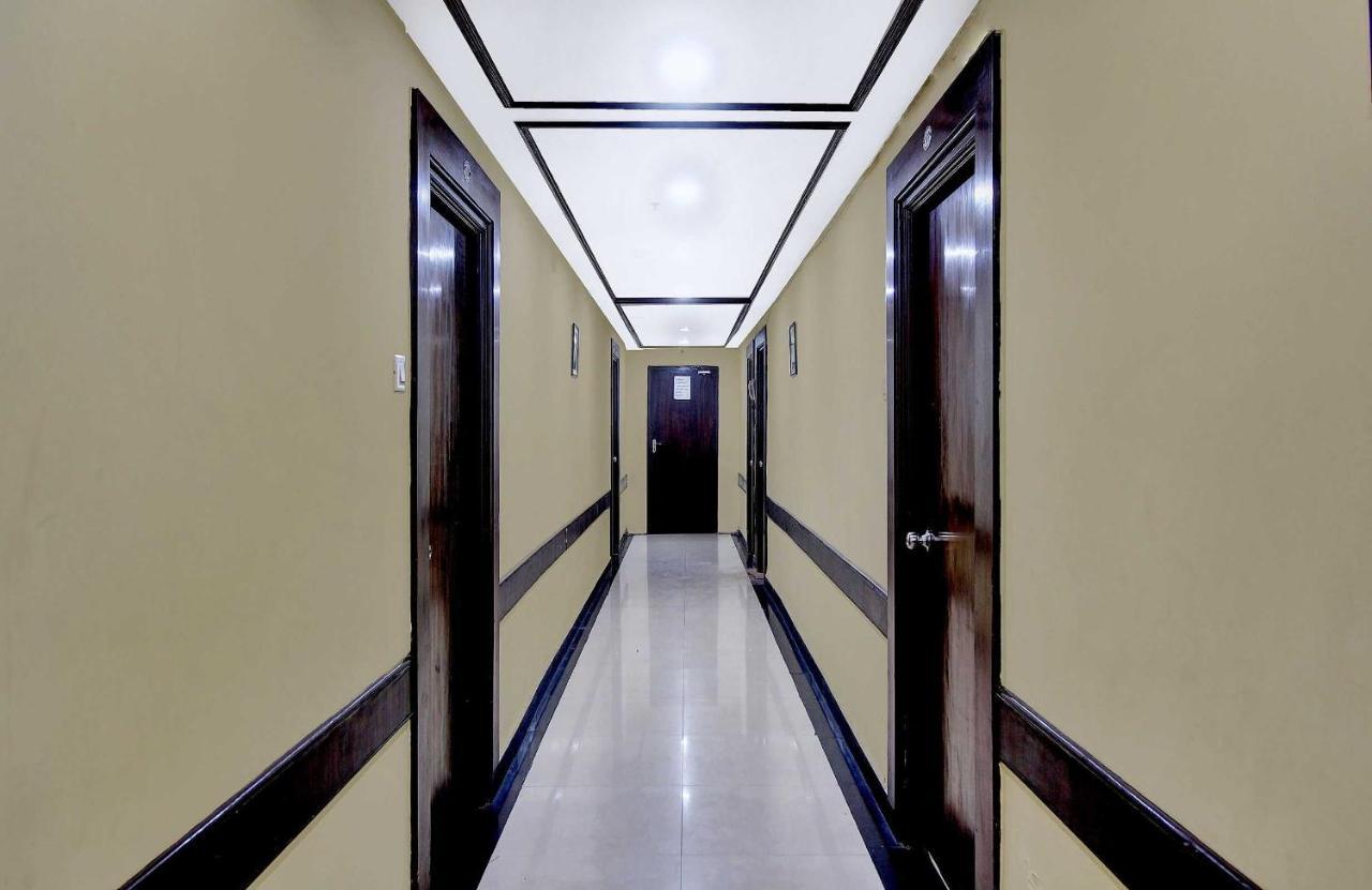 Hotel Townhouse The Grand Plaza Hajdarabad Zewnętrze zdjęcie